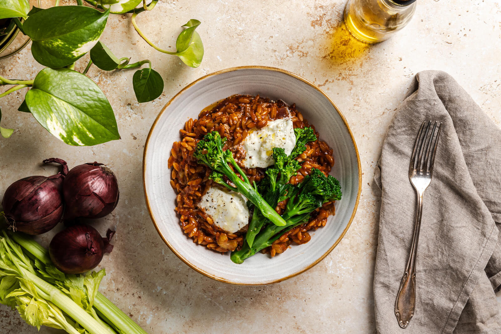 Orzo in tomatensaus