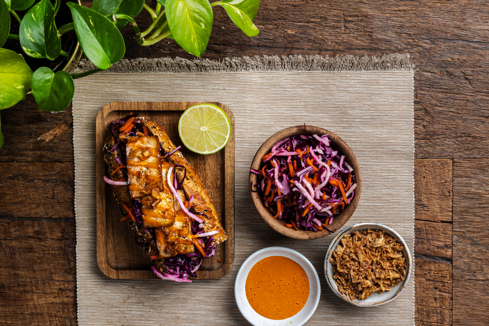 Banh mi met gemarineerde tofu